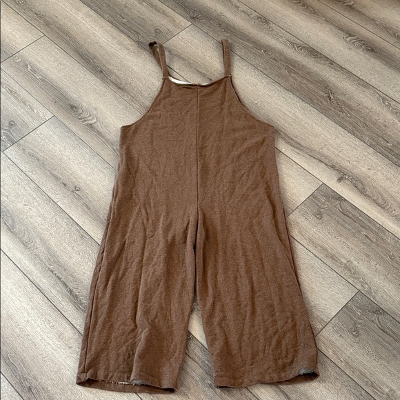 Oak + Fort romper jumpsuit Size large - Picture 2 of 4
